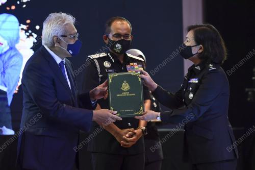 DATUK SERI HAMZAH ZAINUDDIN