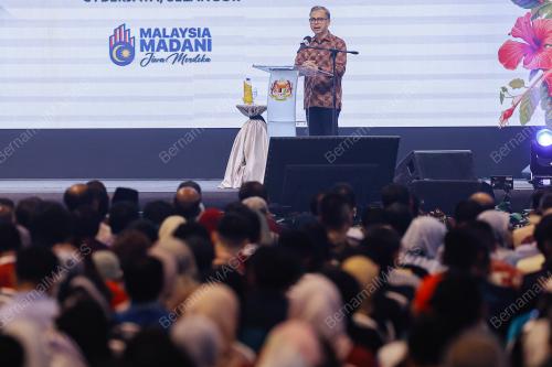 FAHMI FADZIL