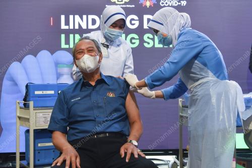 TAN SRI MUHYIDDIN YASSIN