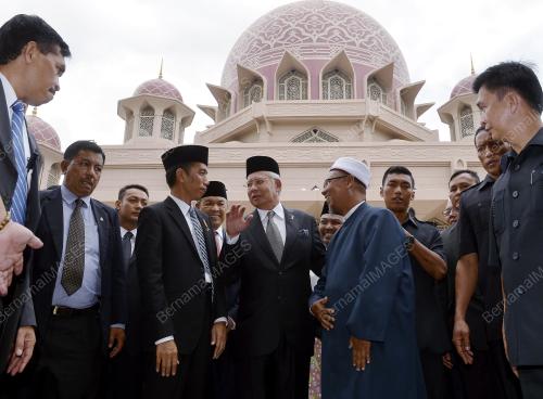 PTJ41_06022015_MASJID_JOKOWI