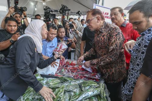DATUK SERI ANWAR IBRAHIM
