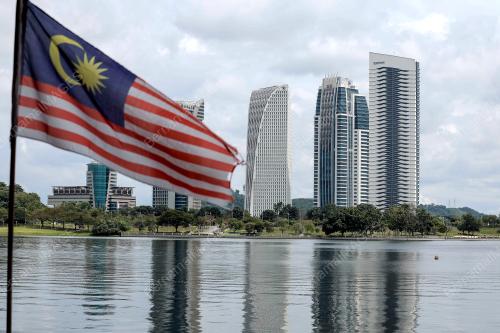 BANGUNAN KEMENTERIAN KOMUNIKASI DAN DIGITAL
