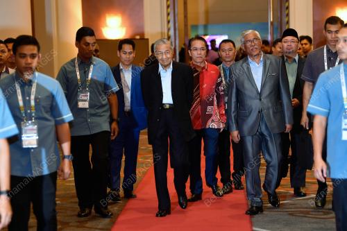 TUN DR MAHATHIR MOHAMAD