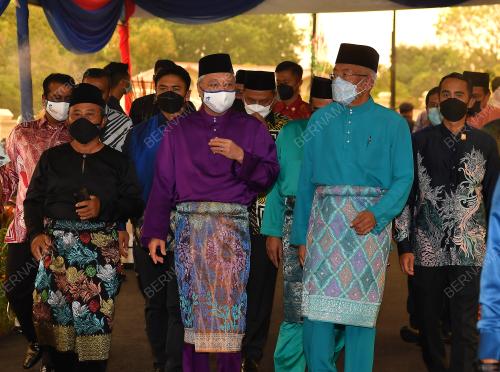 DATUK SERI ISMAIL SABRI YAAKOB