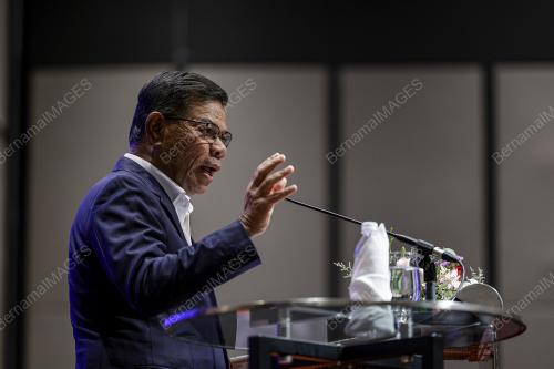 DATUK SERI SAIFUDDIN NASUTION ISMAIL