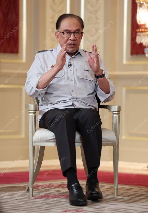DATUK SERI ANWAR IBRAHIM