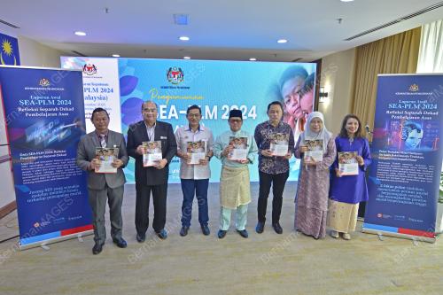 DR MOHD AZAM AHMAD