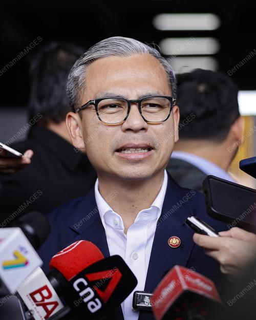FAHMI FADZIL