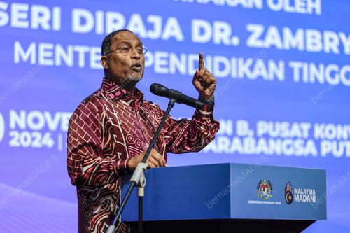 DATUK SERI DR ZAMBRY ABD KADIR