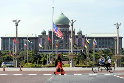 PTJ47_19072014_BENDERA