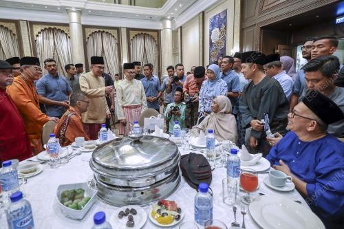 DATUK SERI ANWAR IBRAHIM