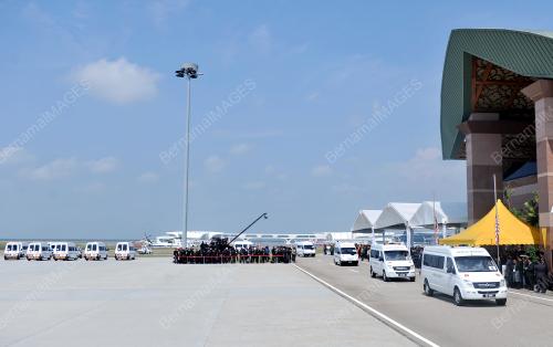 PTJ47_22082014_MH17