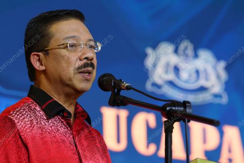 TAN SRI MOHD ZUKI ALI