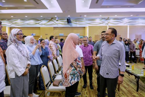 DATUK SERI ANWAR IBRAHIM