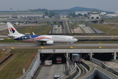 HARI PERTAMA AEROTRAIN KLIA BEROPERASI