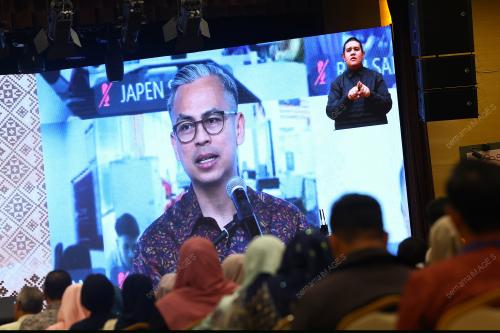 DATUK FAHMI FADZIL
