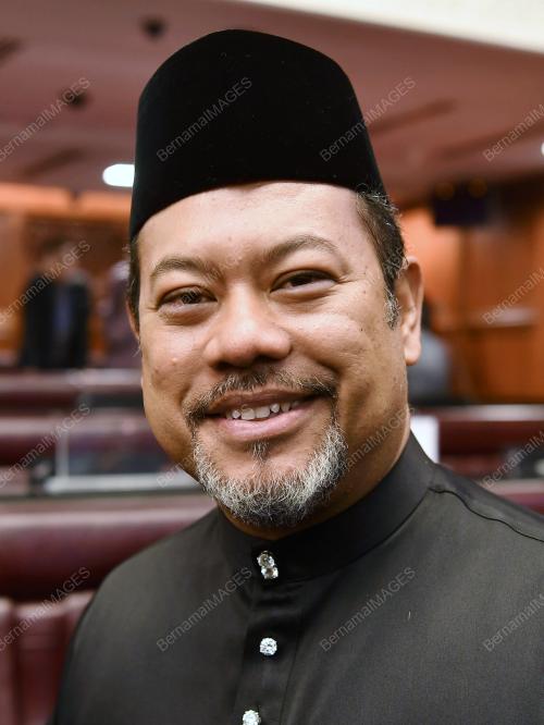 SENATOR DATUK DR AHMAD MASRIZAL MUHAMMAD