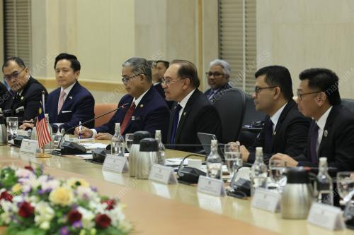 DATUK SERI ANWAR IBRAHIM