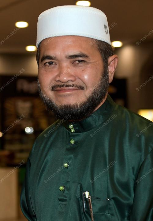 DATUK DR NIK MUHAMMAD ZAWAWI SALLEH