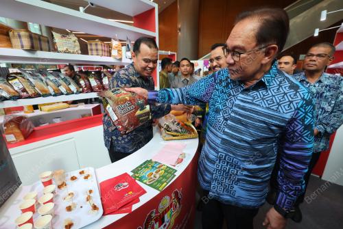 DATUK SERI ANWAR IBRAHIM