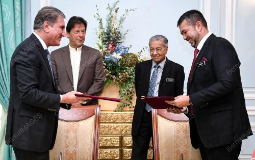 TUN DR. MAHATHIR MOHAMAD