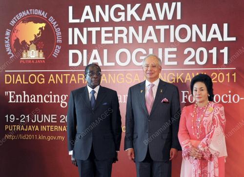 DATUK SERI MOHD NAJIB TUN ABDUL RAZAK