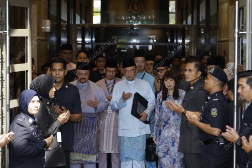 DATUK SERI ANWAR IBRAHIM