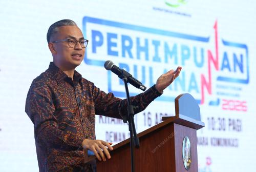 DATUK FAHMI FADZIL