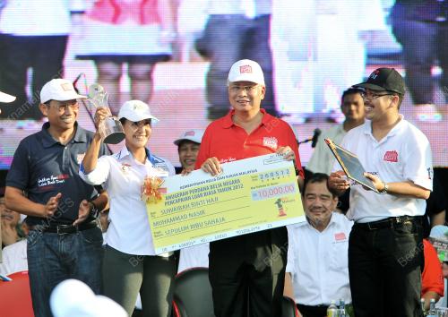 PTJ55_26052012_PM_BELIA