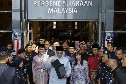 DATUK SERI ANWAR IBRAHIM