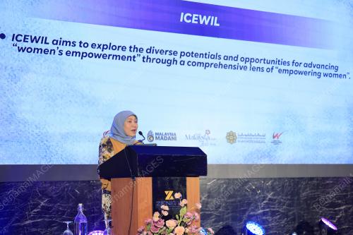 DATUK SERI NANCY SHUKRI