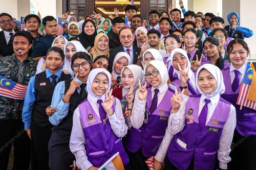 DATUK SERI ANWAR IBRAHIM