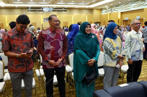 DATUK FAHMI FADZIL