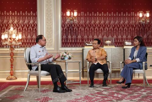 DATUK SERI ANWAR IBRAHIM