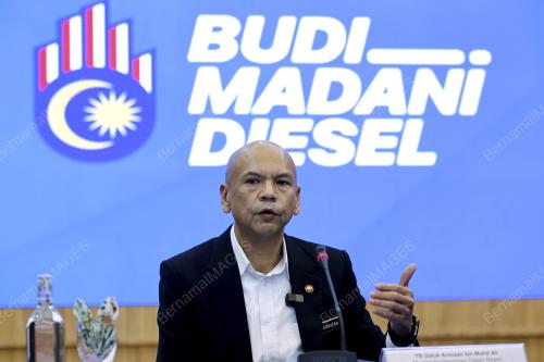 DATUK ARMIZAN MOHD ALI