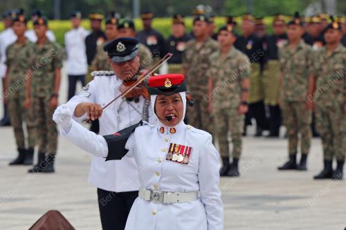 ISTIADAT PERBARISAN SAMBUTAN HARI PAHLAWAN