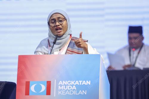 NOOR AMELIA ZAINABILA ZAIFFRI