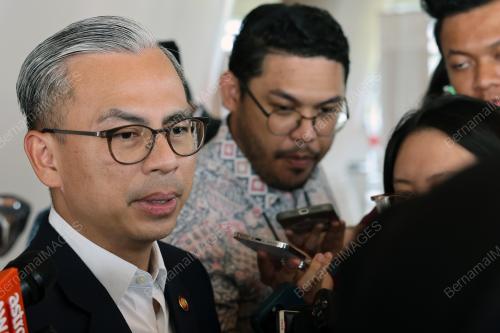 DATUK FAHMI FADZIL