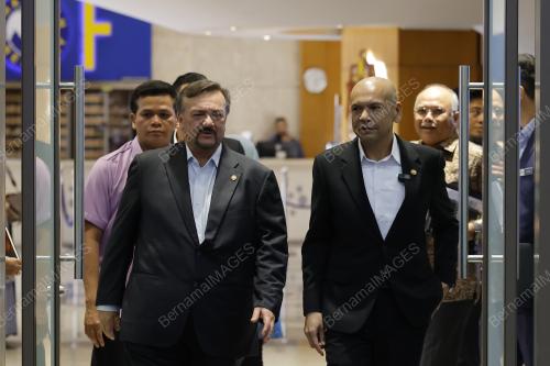 DATUK SERI AMIR HAMZAH AZIZAN