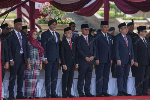 DATUK FAHMI FADZIL