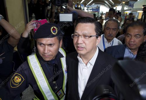 PTJ64_18072014_MH17_TEMBAK