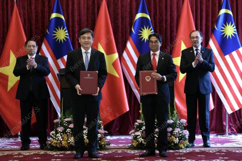 DATUK SERI ANWAR IBRAHIM