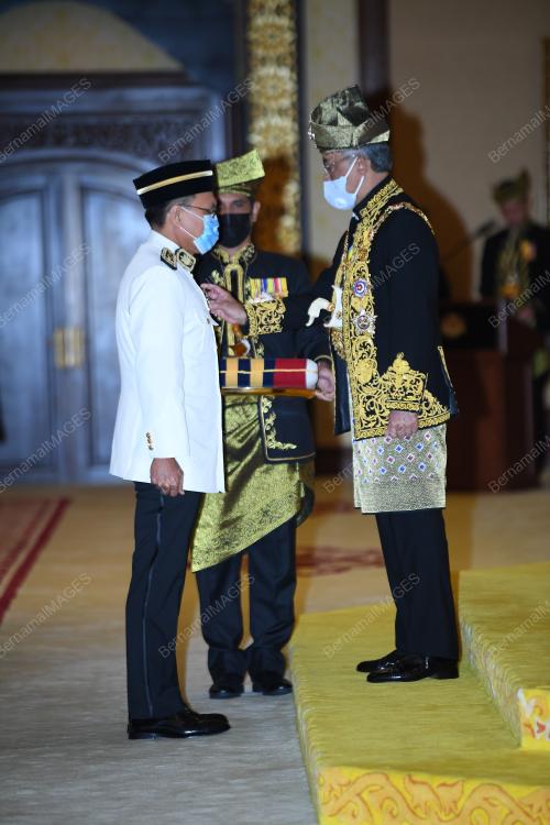 AL-SULTAN ABDULLAH RI'AYATUDDIN AL-MUSTAFA BILLAH SHAHÃŠ