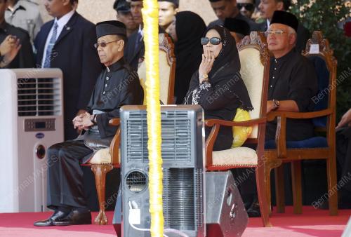 PTJ73_22082014_AGONG