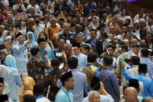 DATUK SERI ANWAR IBRAHIM