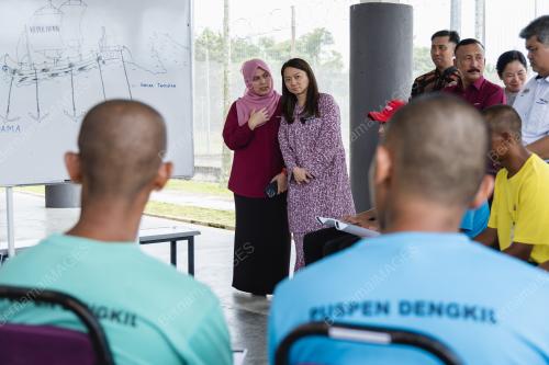 HANNAH YEOH