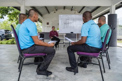 PUSAT PEMULIHAN PENAGIHAN NARKOTIK (PUSPEN) DENGKIL