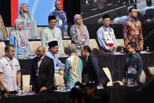 DATUK SERI ANWAR IBRAHIM