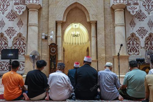 SOLAT HAJAT DAN DOA SELAMAT KESEJAHTERAAN AGONG