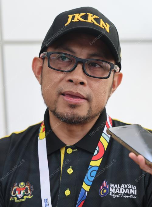 MOHD AMRAN MOHD HARIS